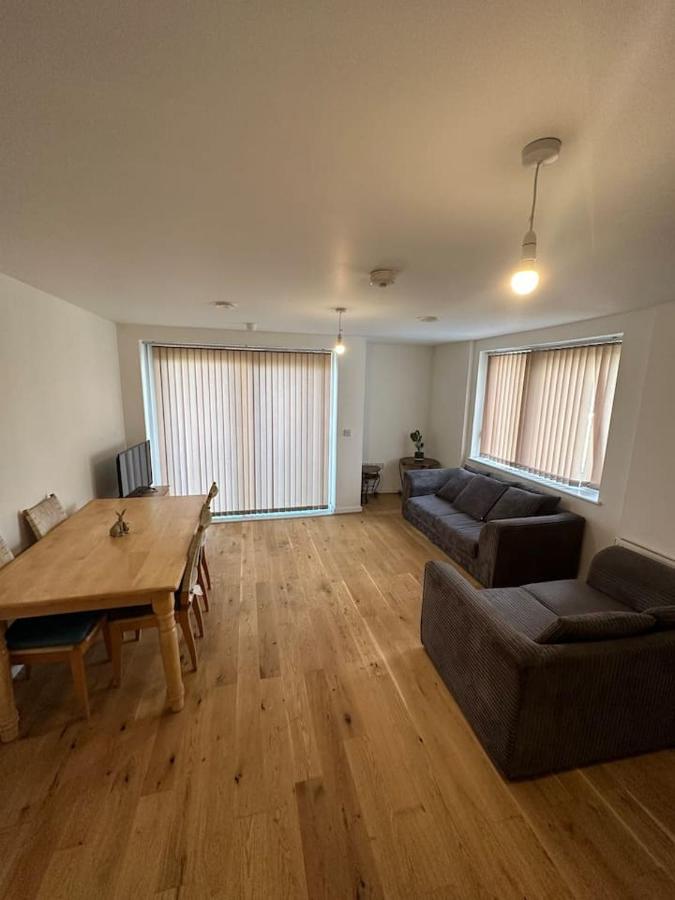 New Build 2 Bedroom With 2 Bath In Londra Esterno foto