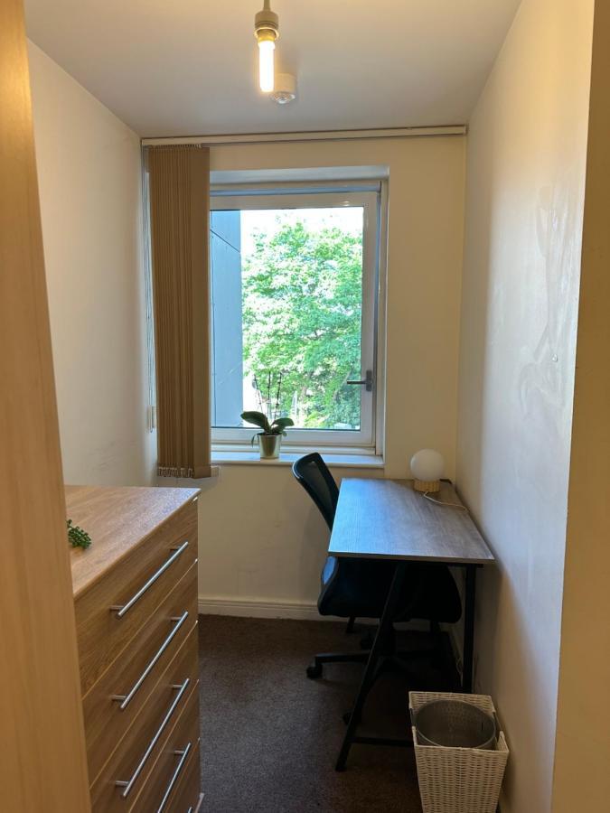 New Build 2 Bedroom With 2 Bath In Londra Esterno foto