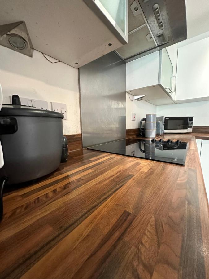 New Build 2 Bedroom With 2 Bath In Londra Esterno foto
