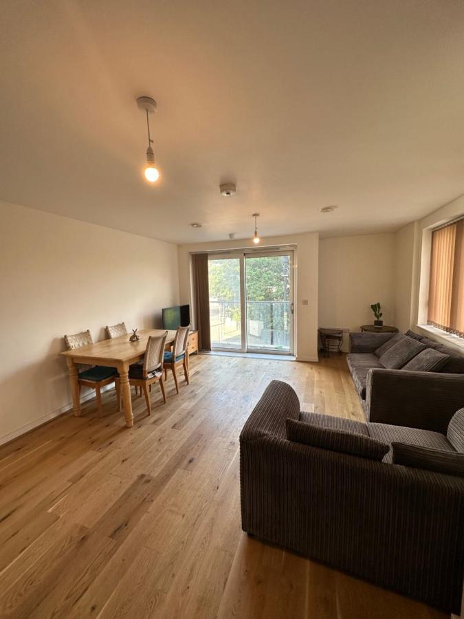 New Build 2 Bedroom With 2 Bath In Londra Esterno foto